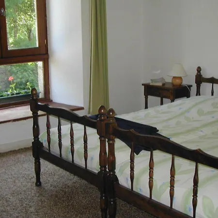 Nocleg ze śniadaniem La Fontaine Des Thiolles